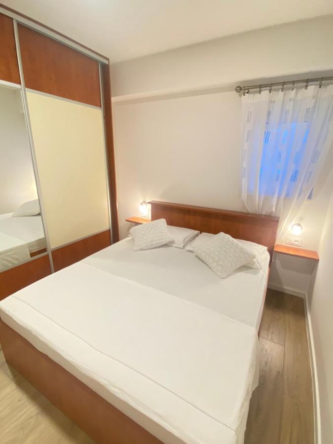 Apartment Lana Baska Voda Exterior photo